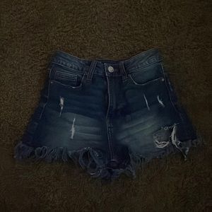 Too small only worn once